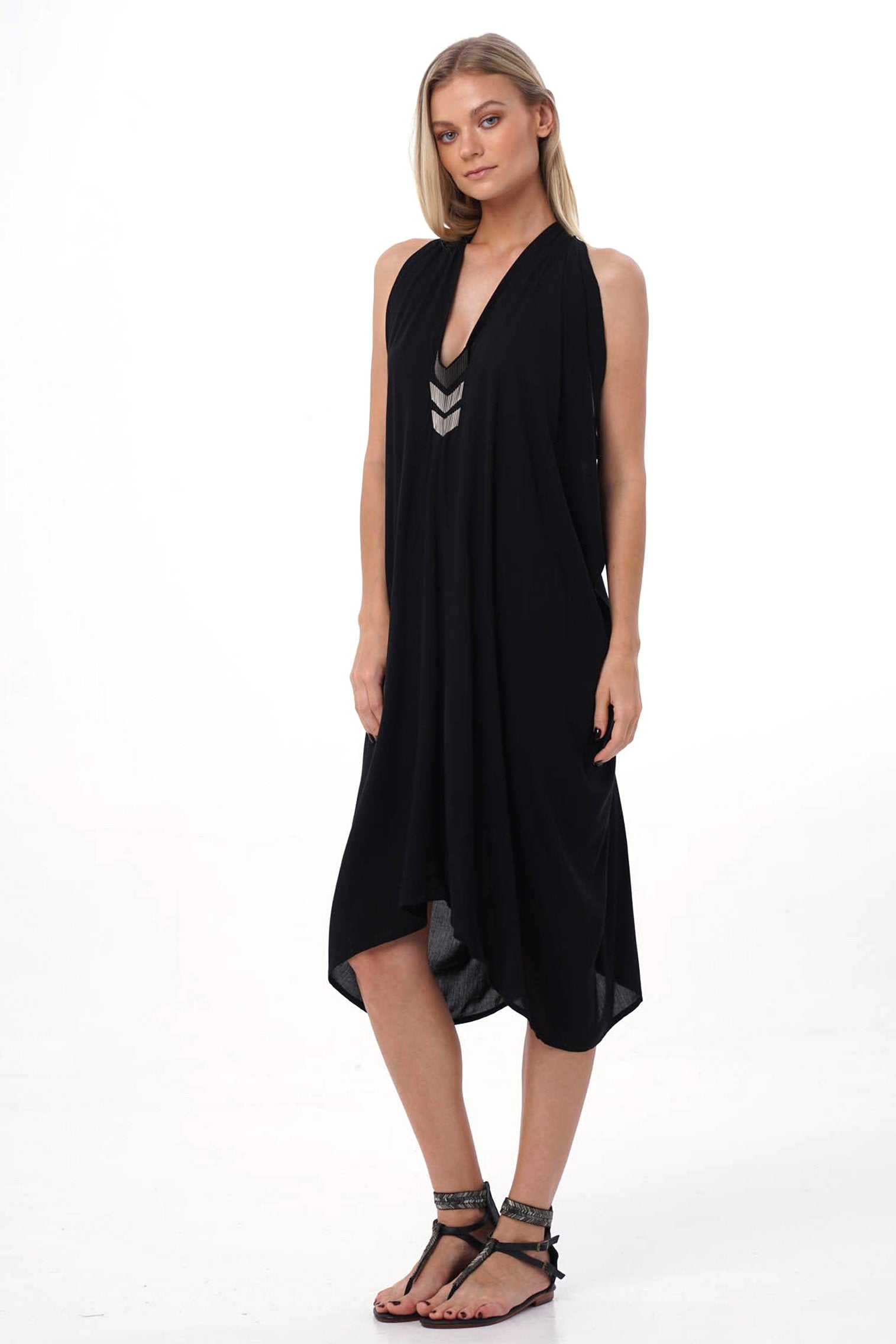 black iluh kaftan side