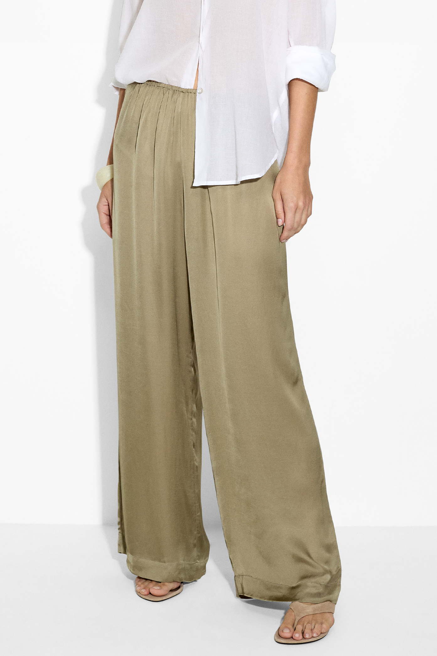 Lorena Pants in Dusty-Green – Bali Pants | uma and leopold